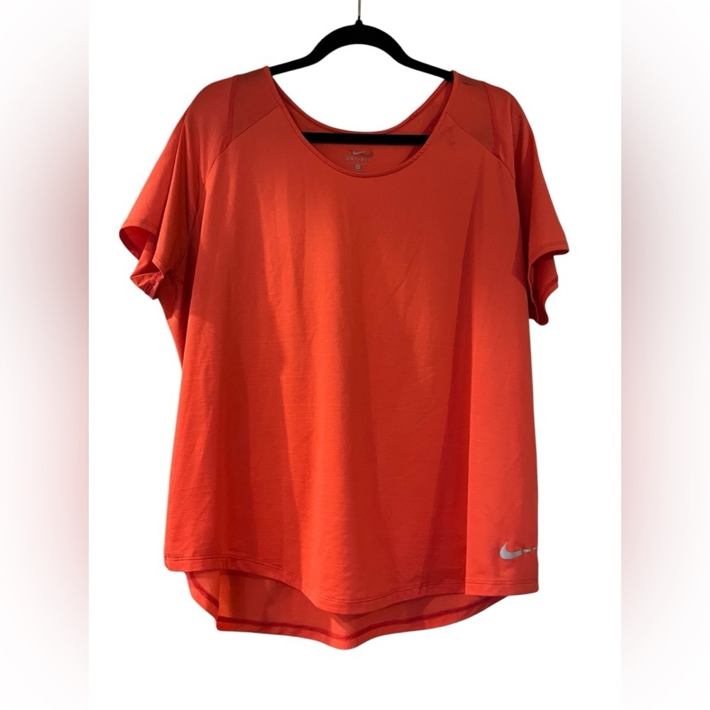 Nike Women's Orange Top Size 1X
